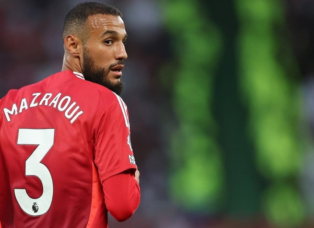 mazraoui avec manchester united