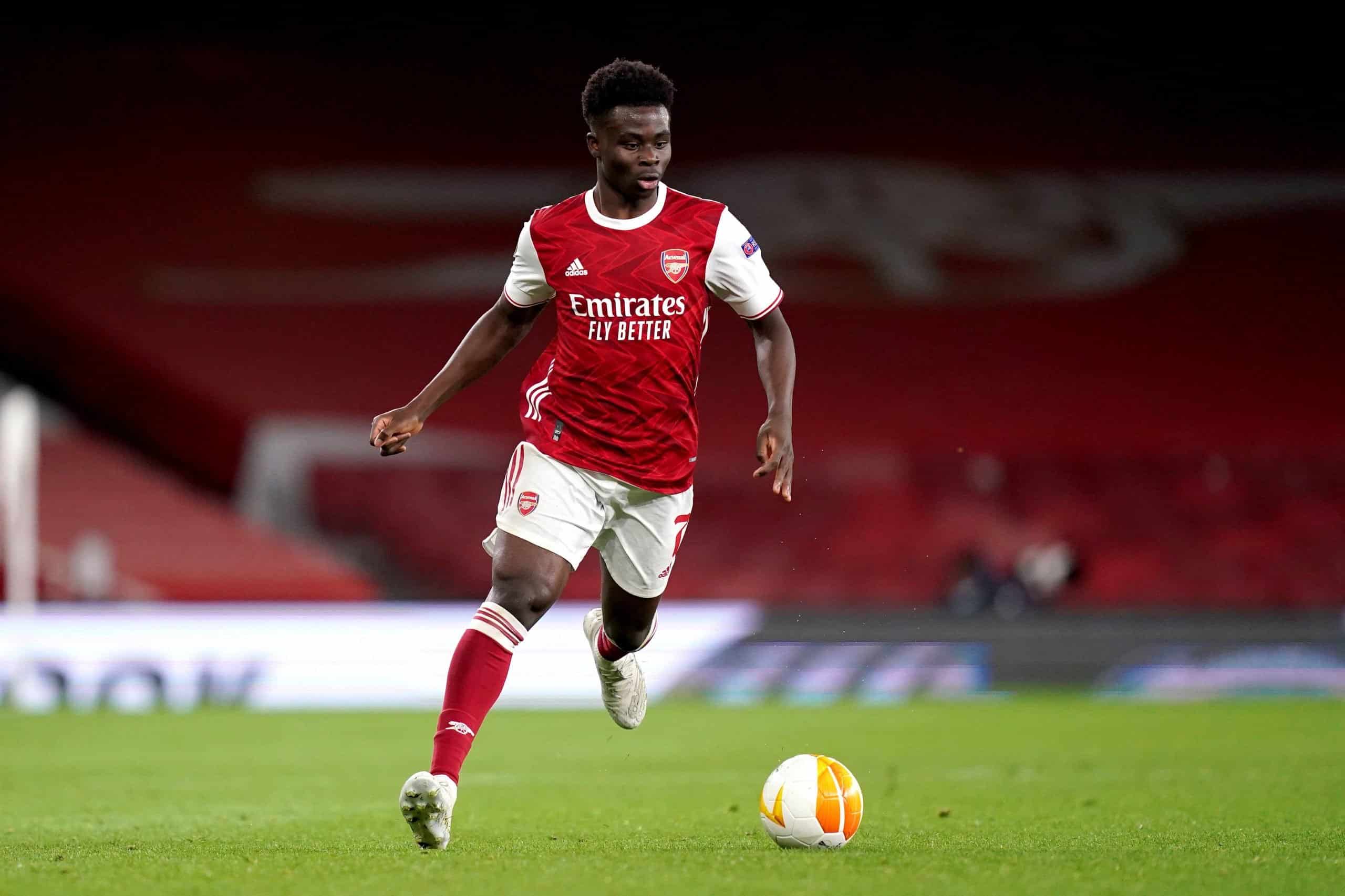 Bukayo Saka est très sollicité dans le système offensif d'Arsenal.