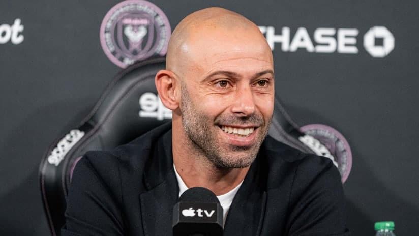 javier mascherano en conférence de press parlant de la blessure de lionel messi