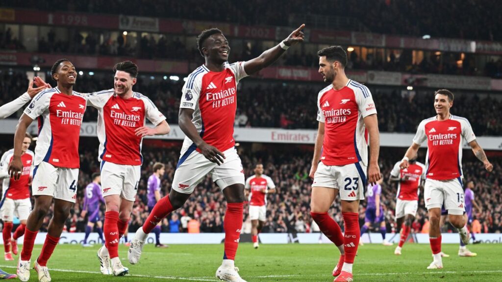 Arsenal renforcé par le retour de Saka