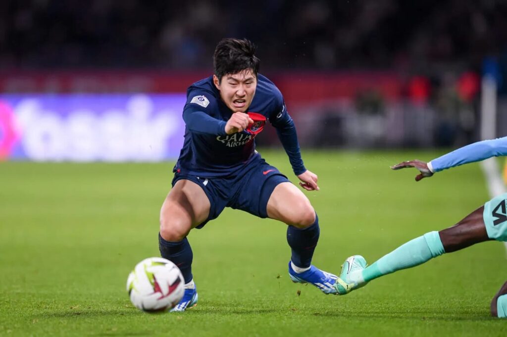 Un été décisif en club pour Lee Kang-In