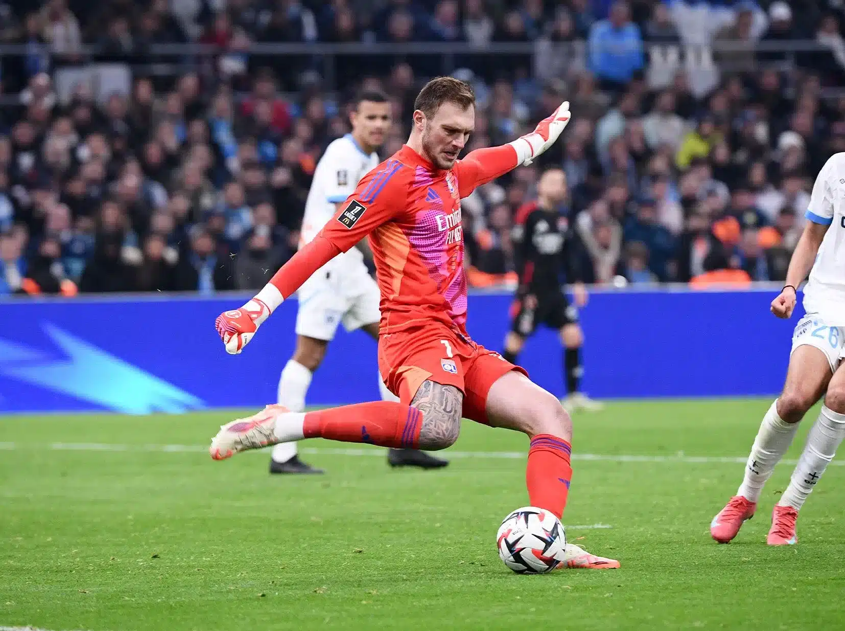 match de foot lucas perri