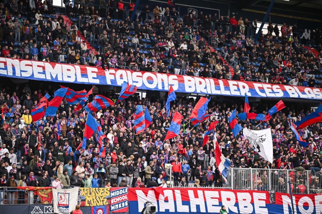 Stade Malherbe Caen ; aucune colonne vertébrale stable n’a émergé