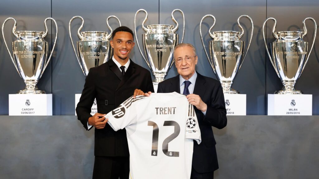 Trent Alexander-Arnold portera le numéro 12