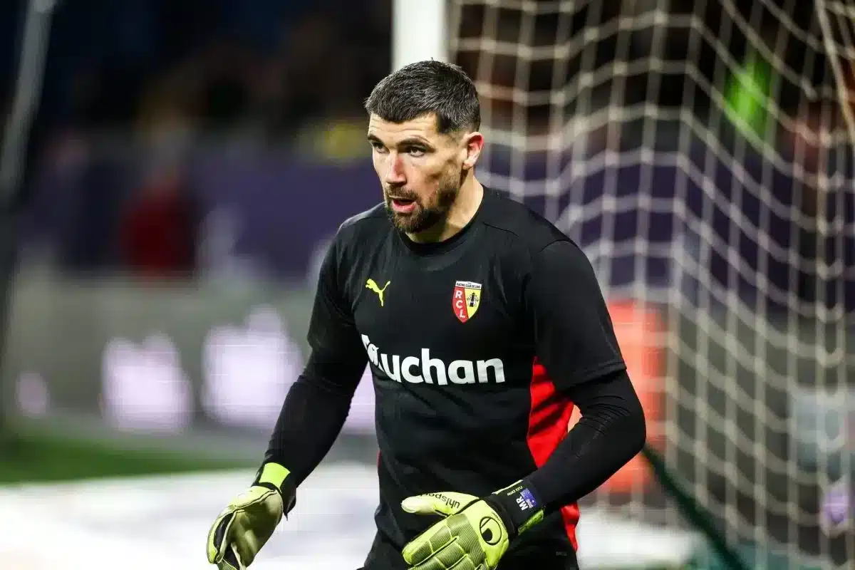 Mathew Ryan gardien but libre de contrat