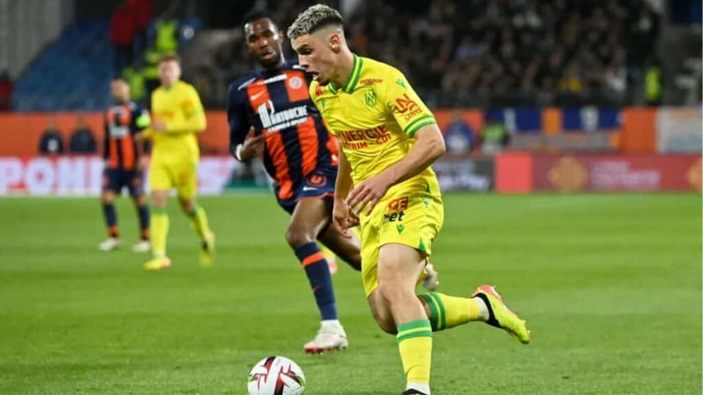 Matthis Abline, 22 ans suscite l’intérêt outre-Manche