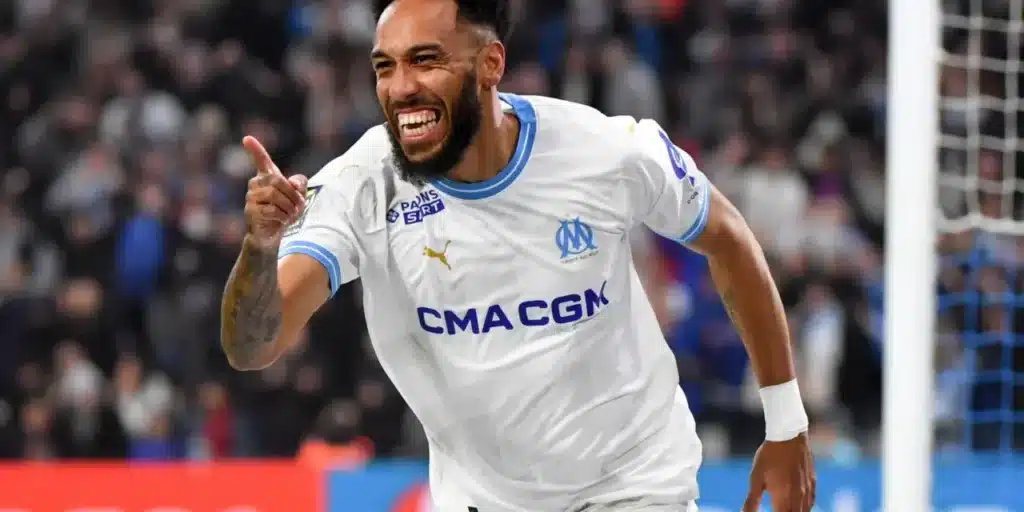 Aubameyang, un come-back chargé de symboles et d’attentes